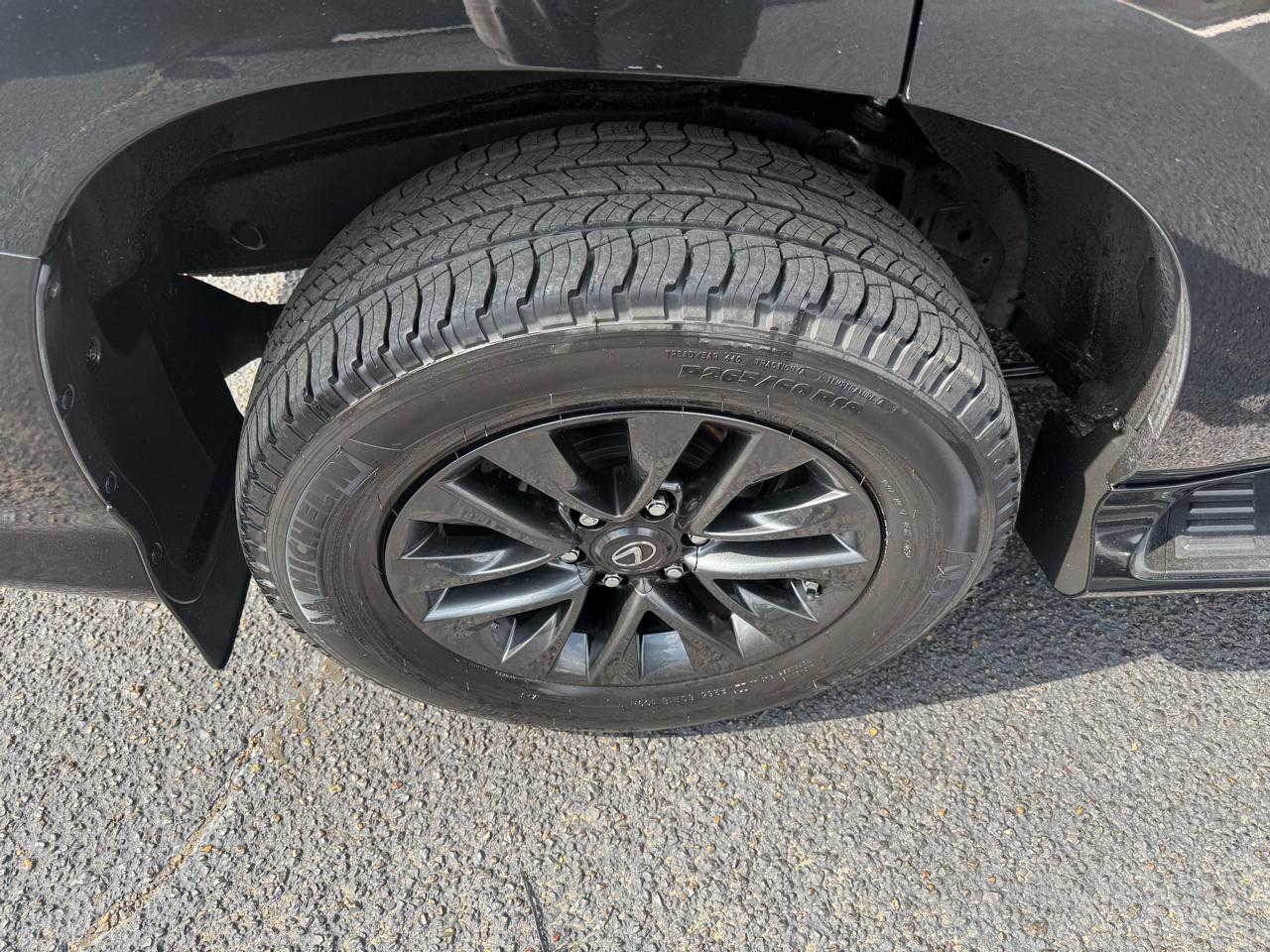 Lexus GX 460 4WD 4dr Premium 2023