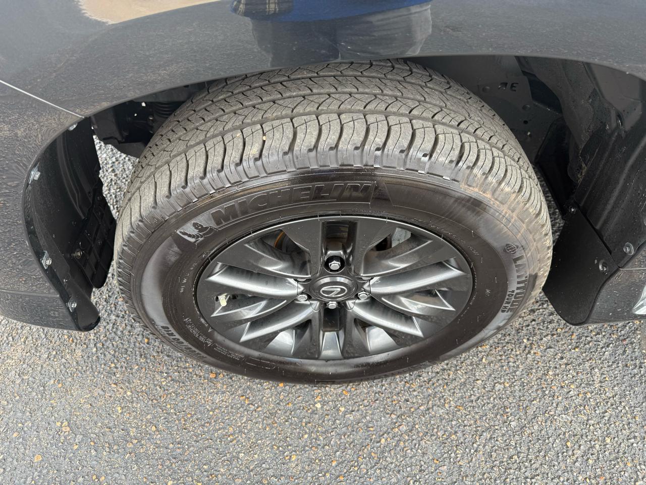 Lexus GX 460 4WD 4dr Premium 2023