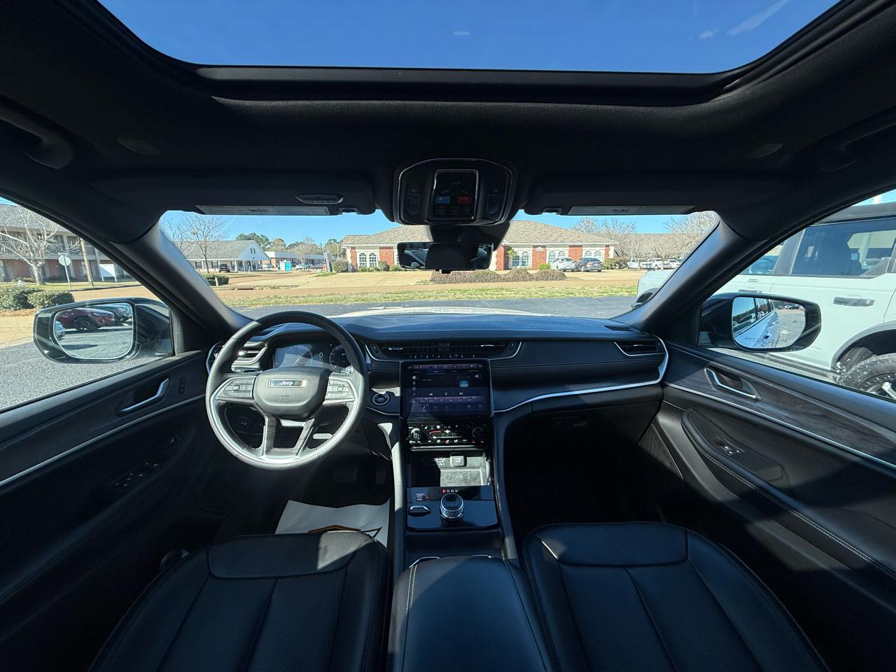 Jeep Grand Cherokee L Limited 4WD 2024