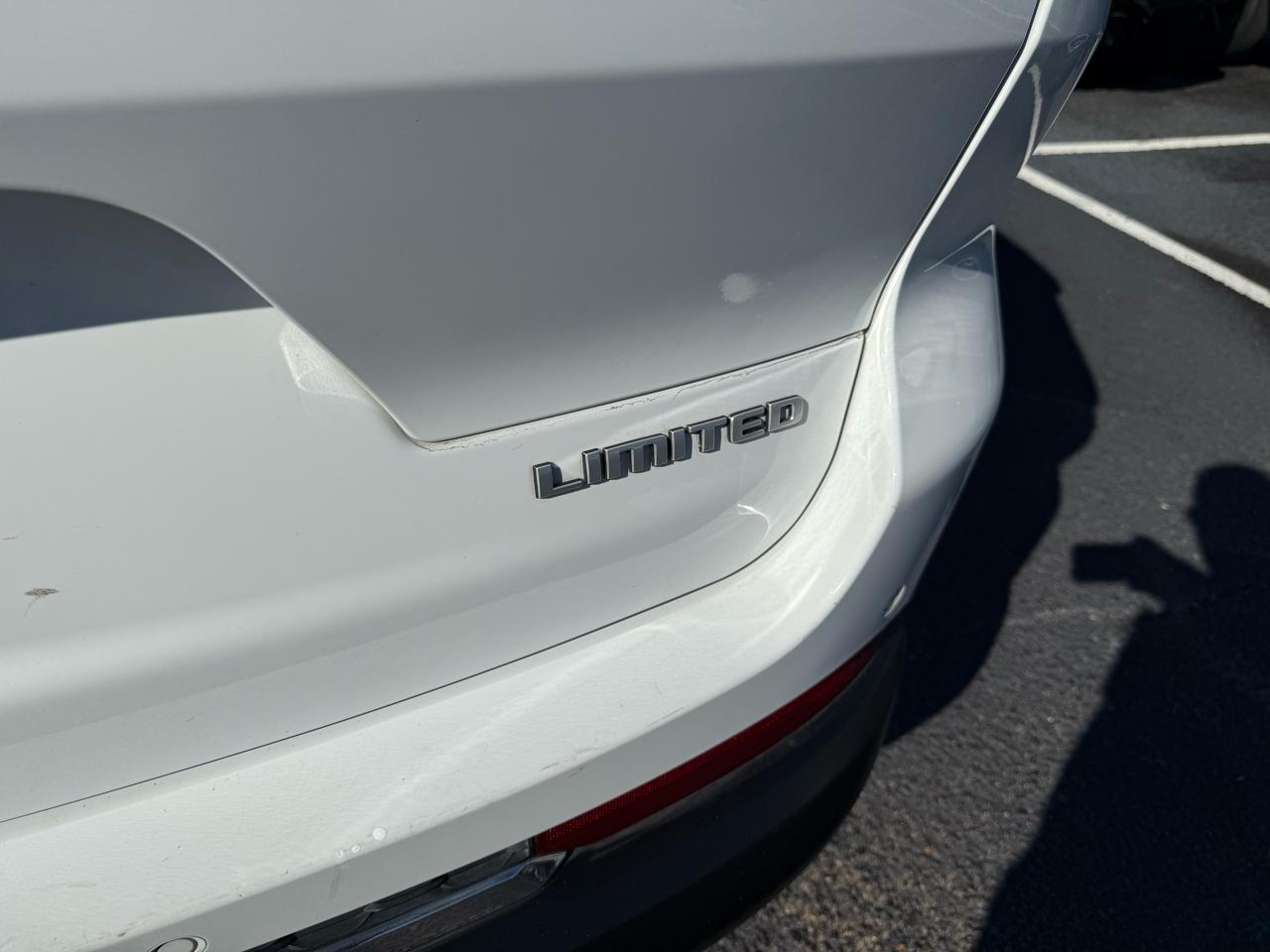 Jeep Grand Cherokee L Limited 4WD 2024