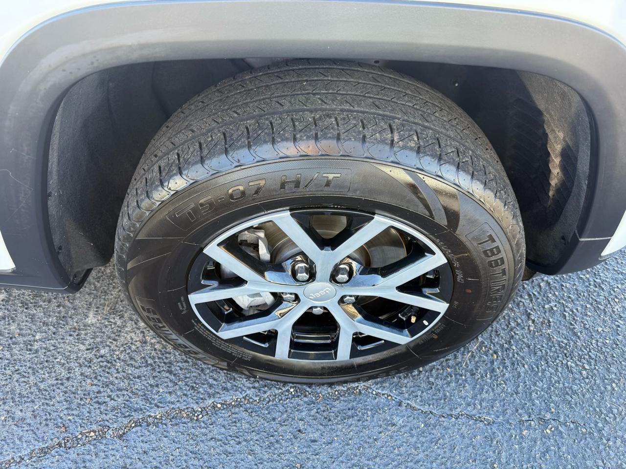 Jeep Grand Cherokee L Limited 4WD 2024