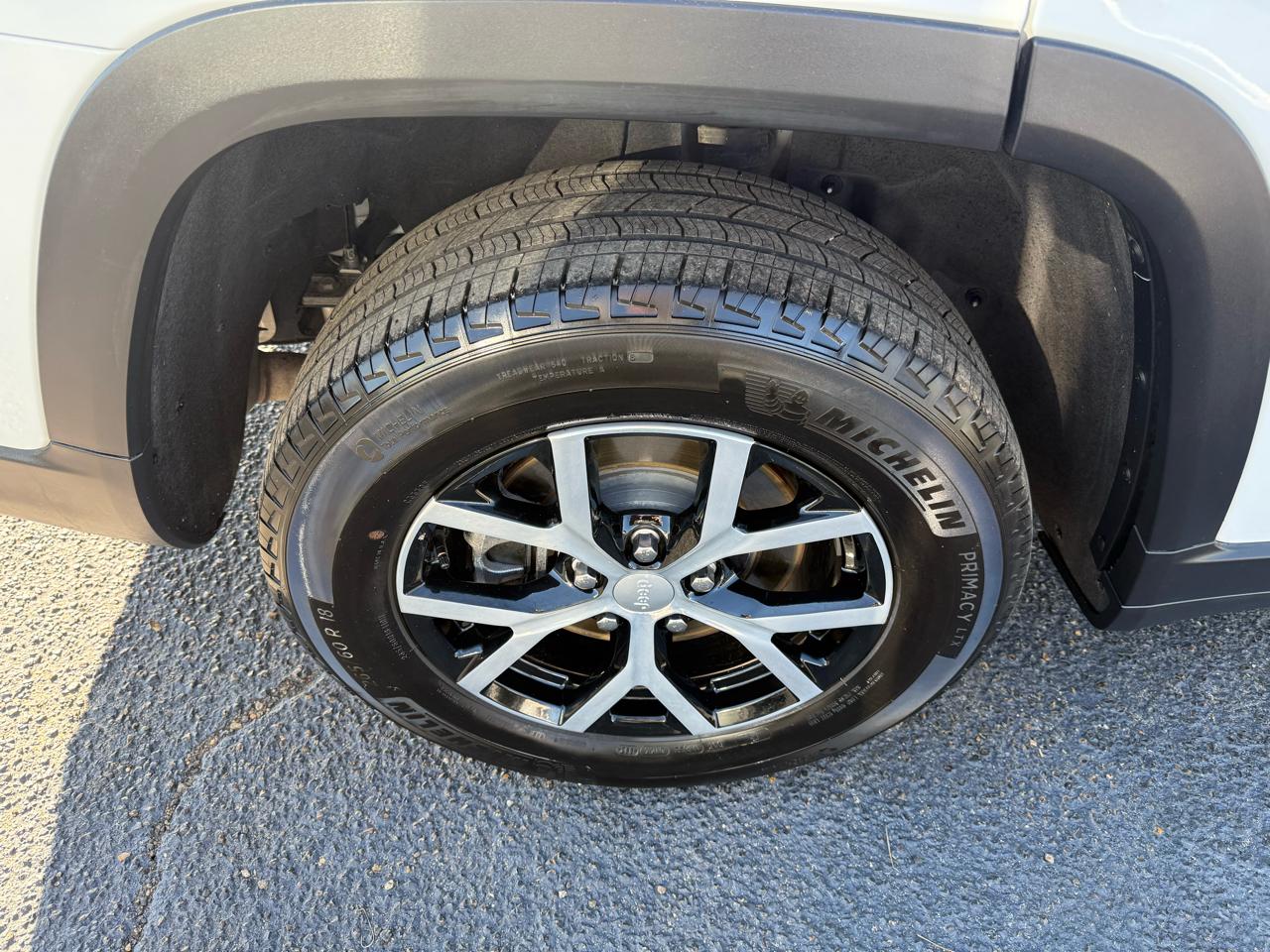 Jeep Grand Cherokee L Limited 4WD 2024