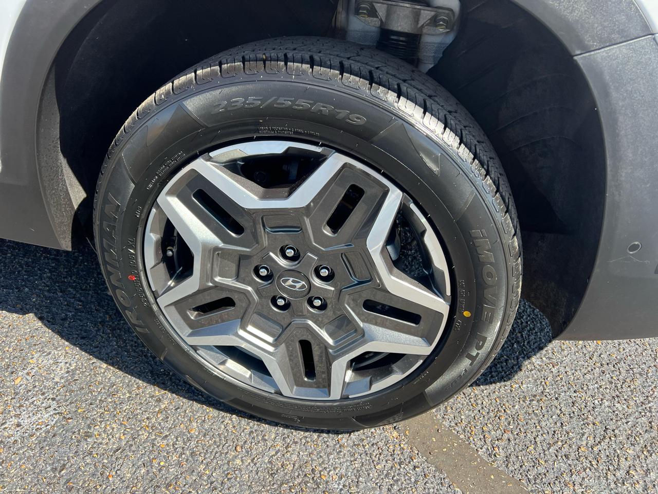 Hyundai Santa Fe Limited AWD 2023