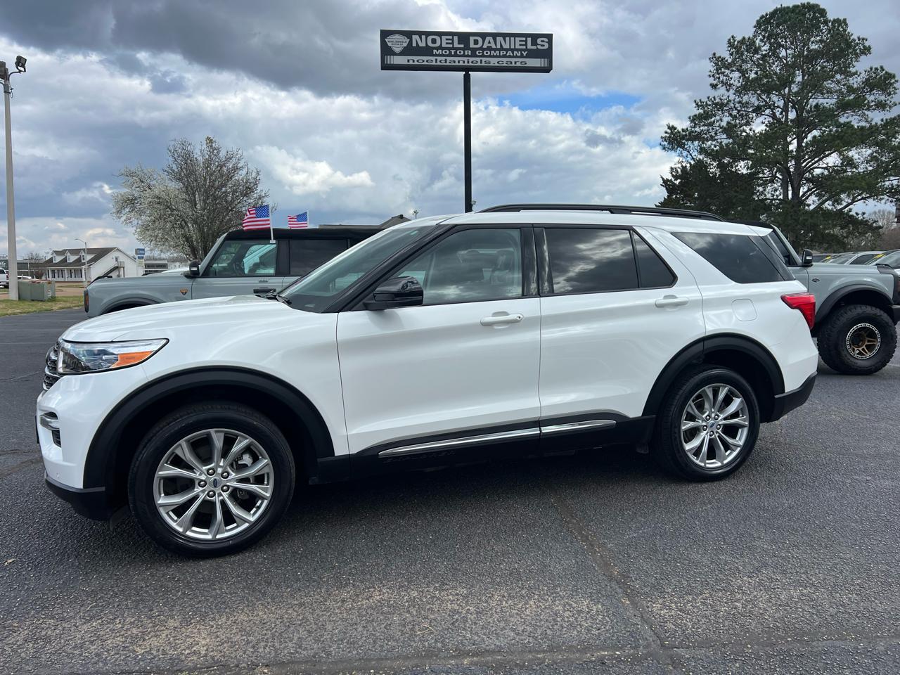2024 Ford Explorer XLT AWD