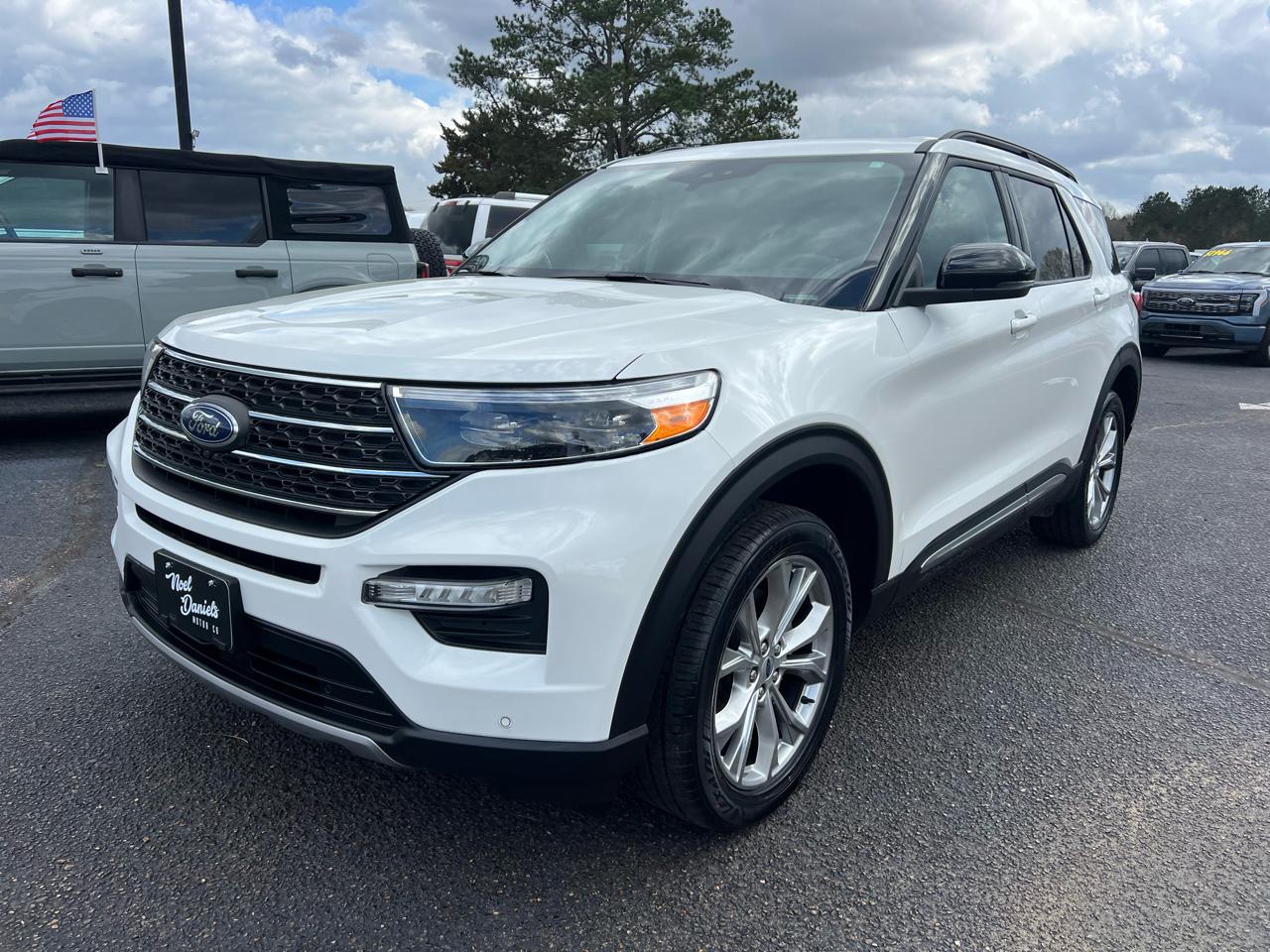 Ford Explorer XLT AWD 2024