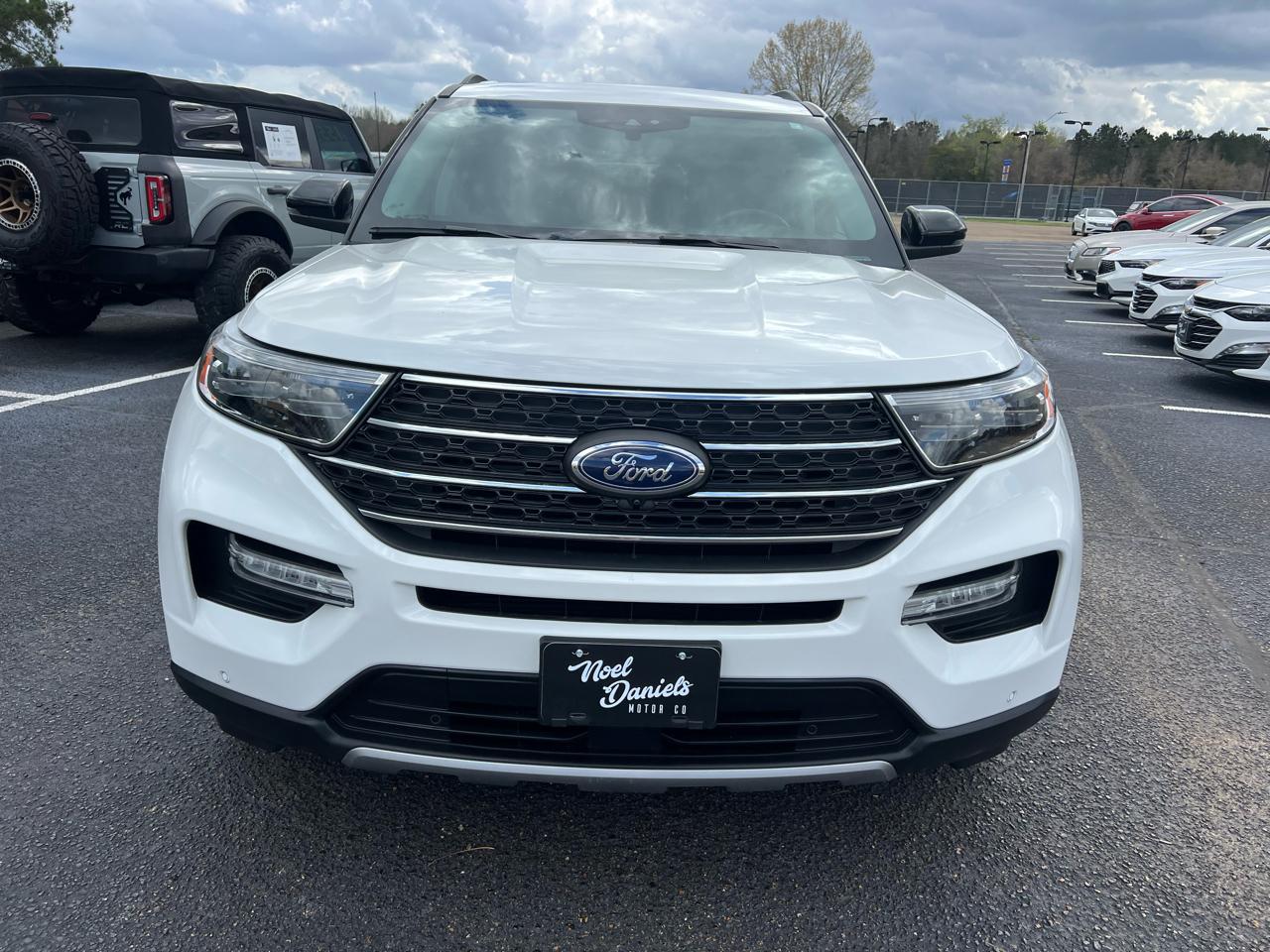 Ford Explorer XLT AWD 2024