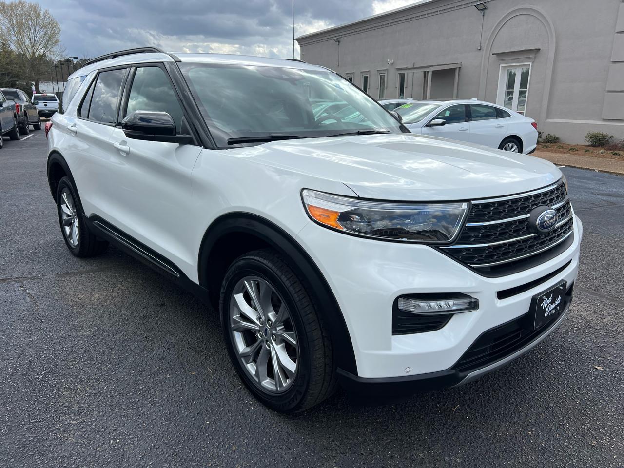 Ford Explorer XLT AWD 2024
