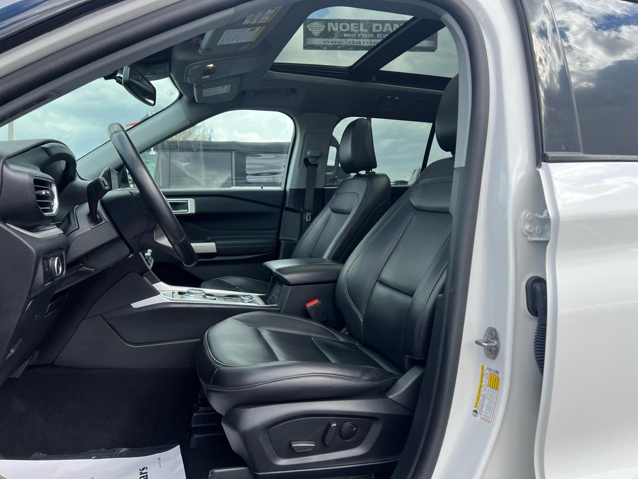 Ford Explorer XLT AWD 2024