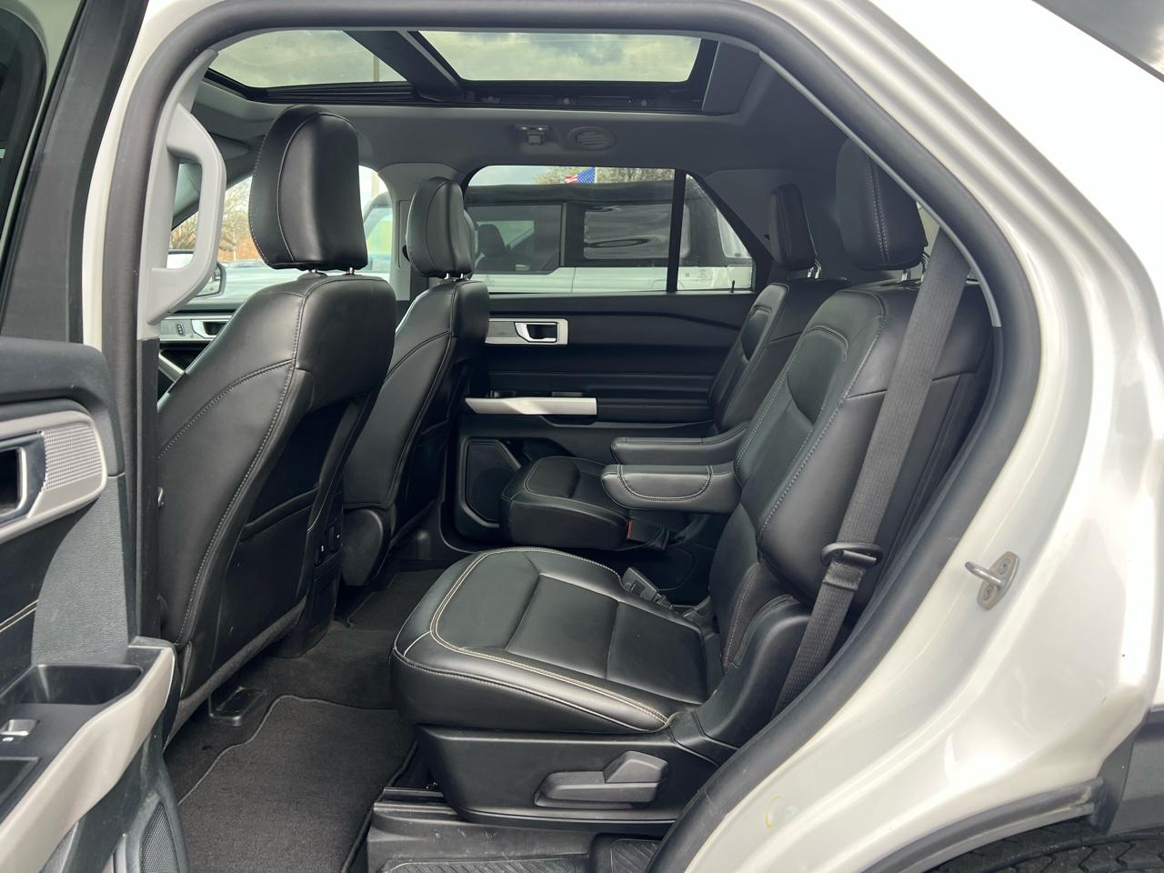 Ford Explorer XLT AWD 2024