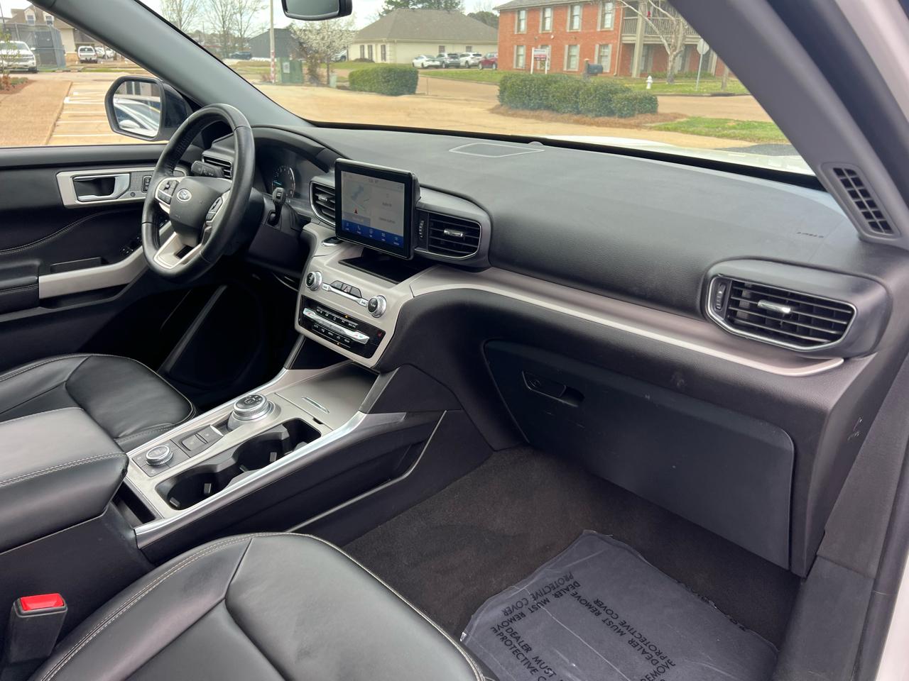 Ford Explorer XLT AWD 2024