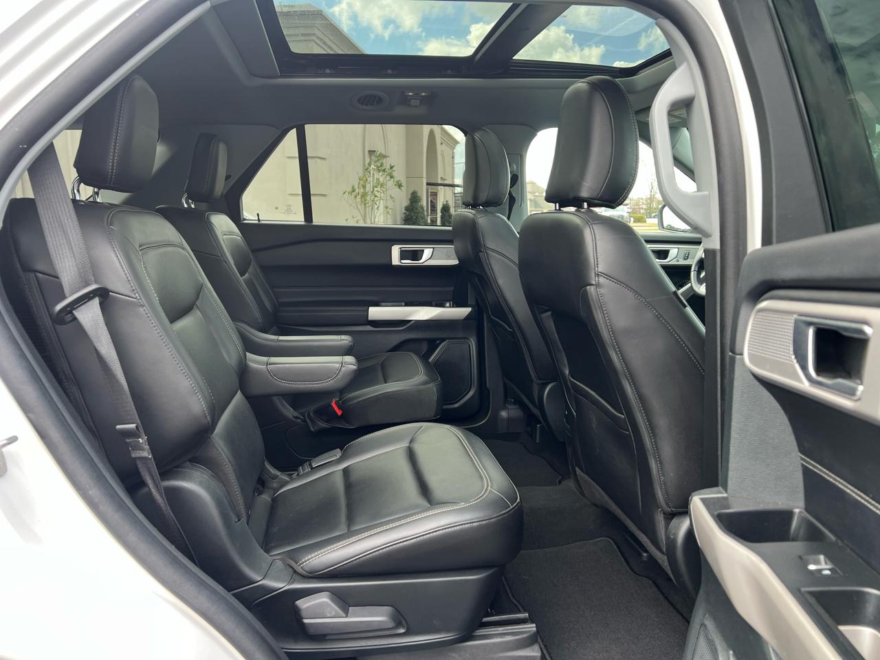 Ford Explorer XLT AWD 2024