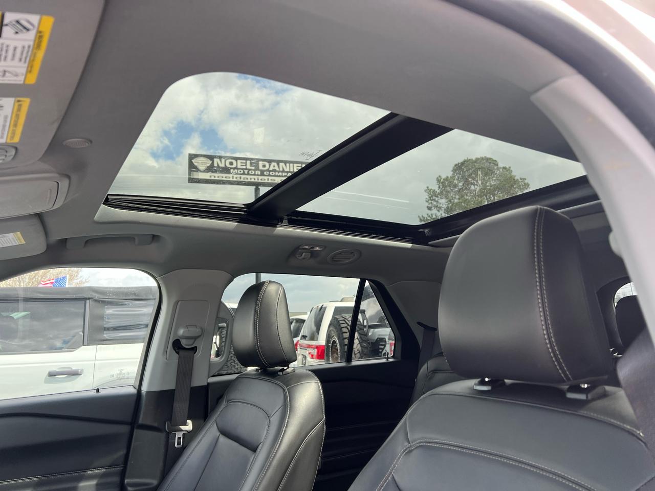 Ford Explorer XLT AWD 2024