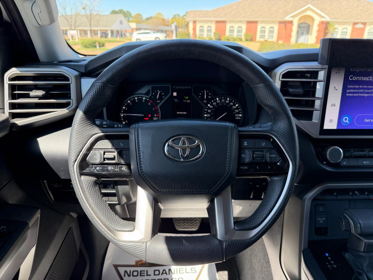 Toyota Tundra SR5 CrewMax 4WD Long Bed 2023