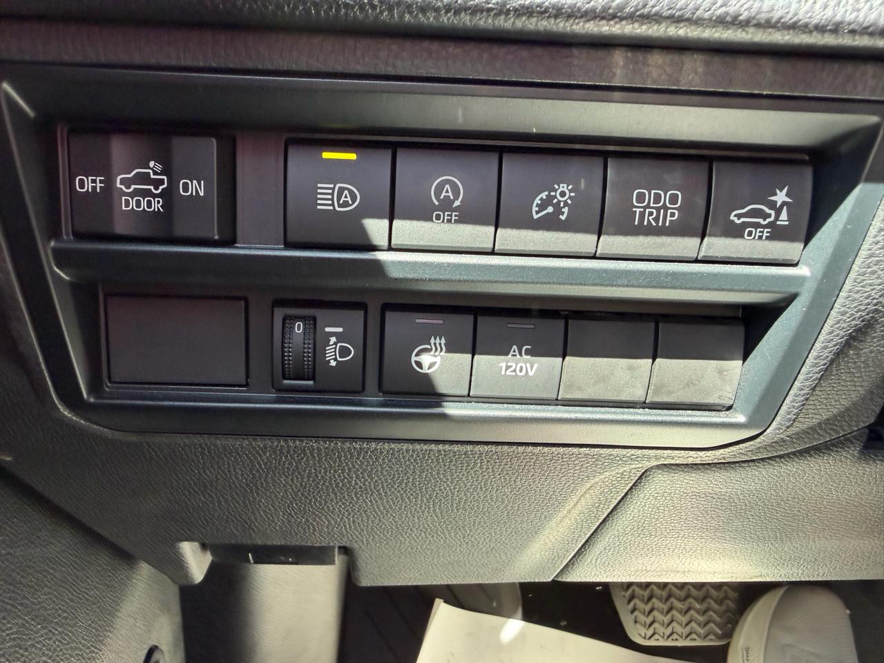 Toyota Tundra SR5 CrewMax 4WD Long Bed 2023