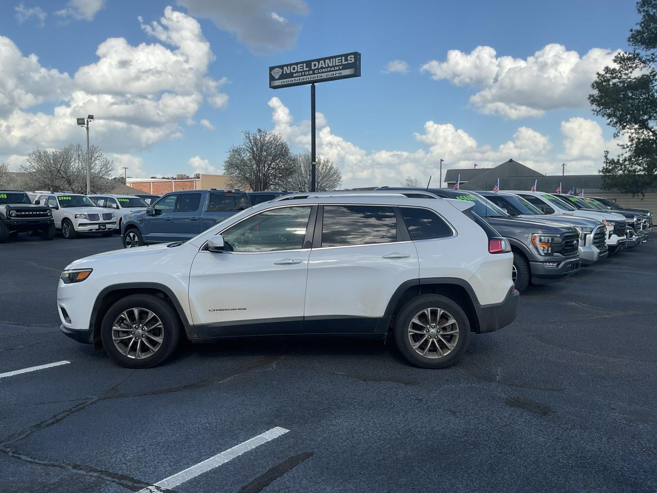 2020 Jeep Cherokee Latitude Plus FWD