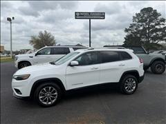 2020 Jeep Cherokee 