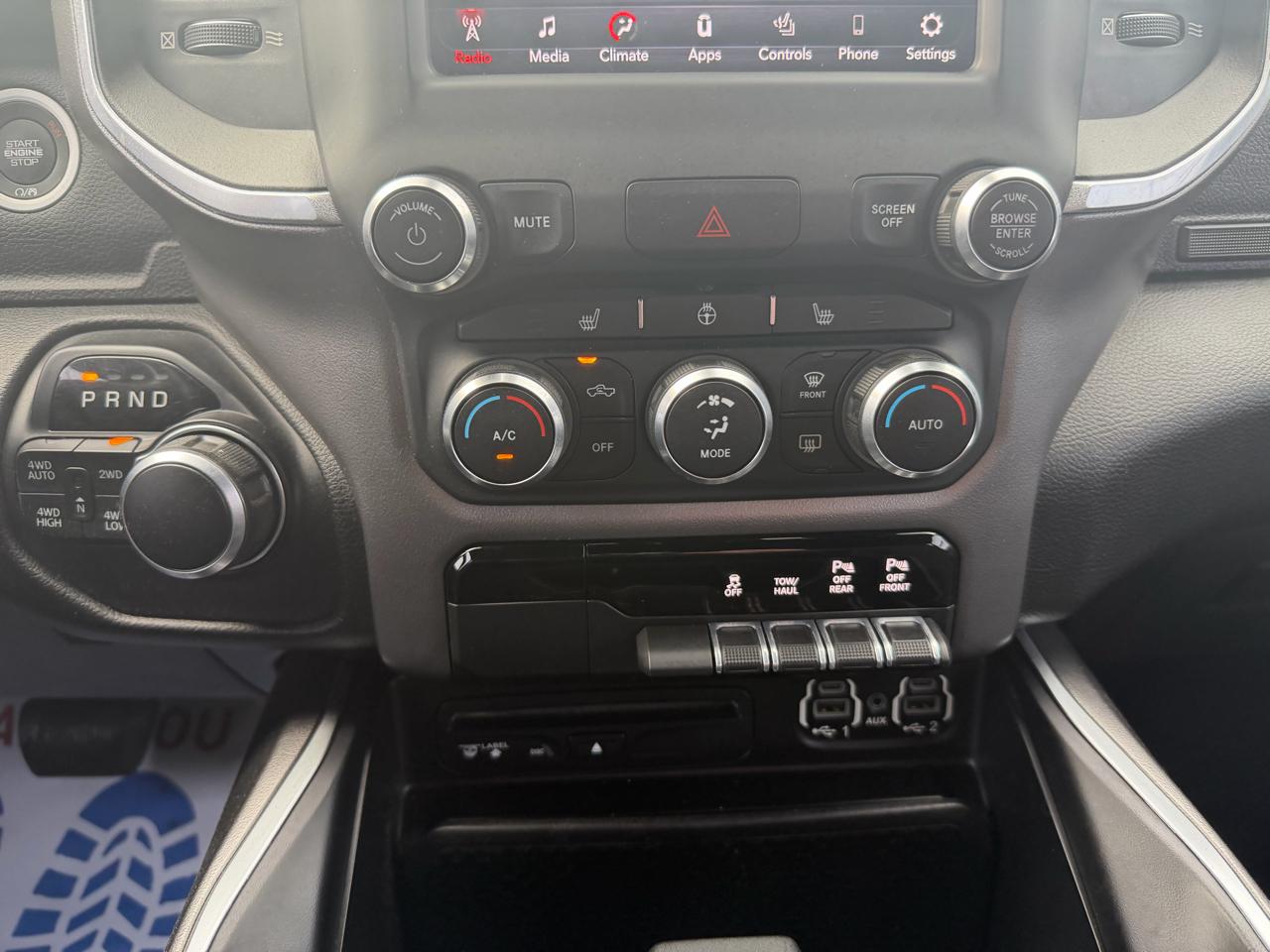 RAM 1500 Big Horn Crew Cab LWB 4WD 2019