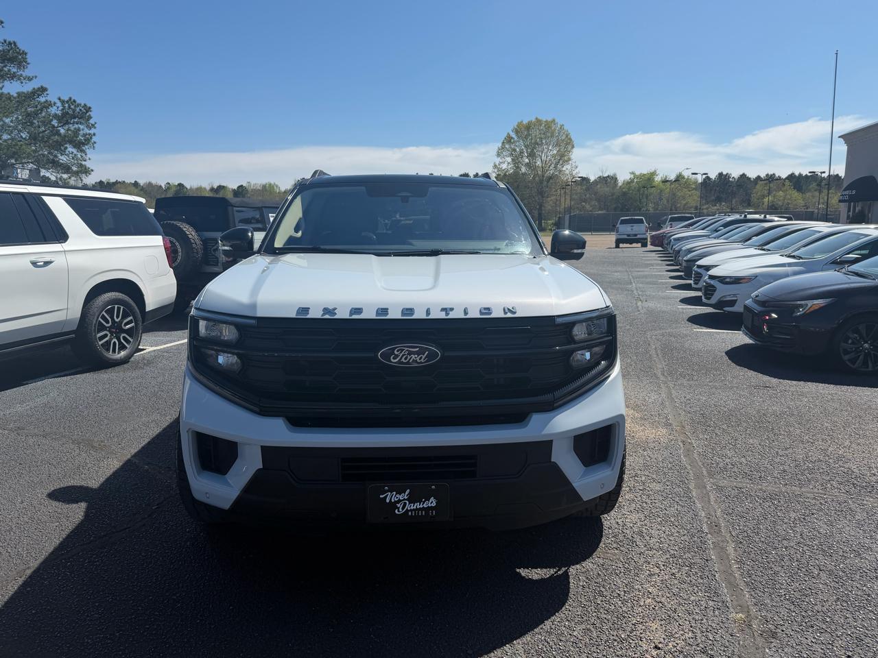 Ford Expedition MAX XLT 4WD 2025