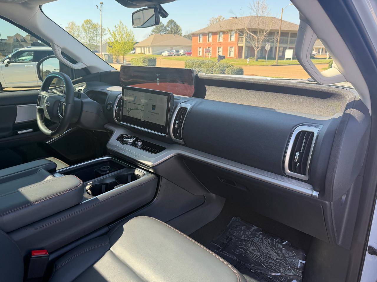 Ford Expedition MAX XLT 4WD 2025