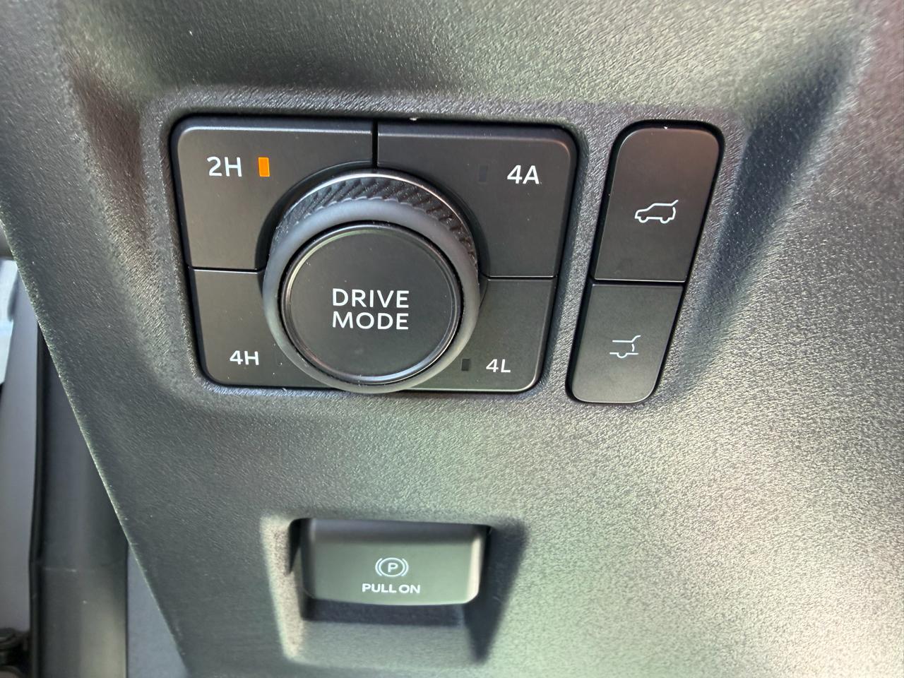 Ford Expedition MAX XLT 4WD 2025