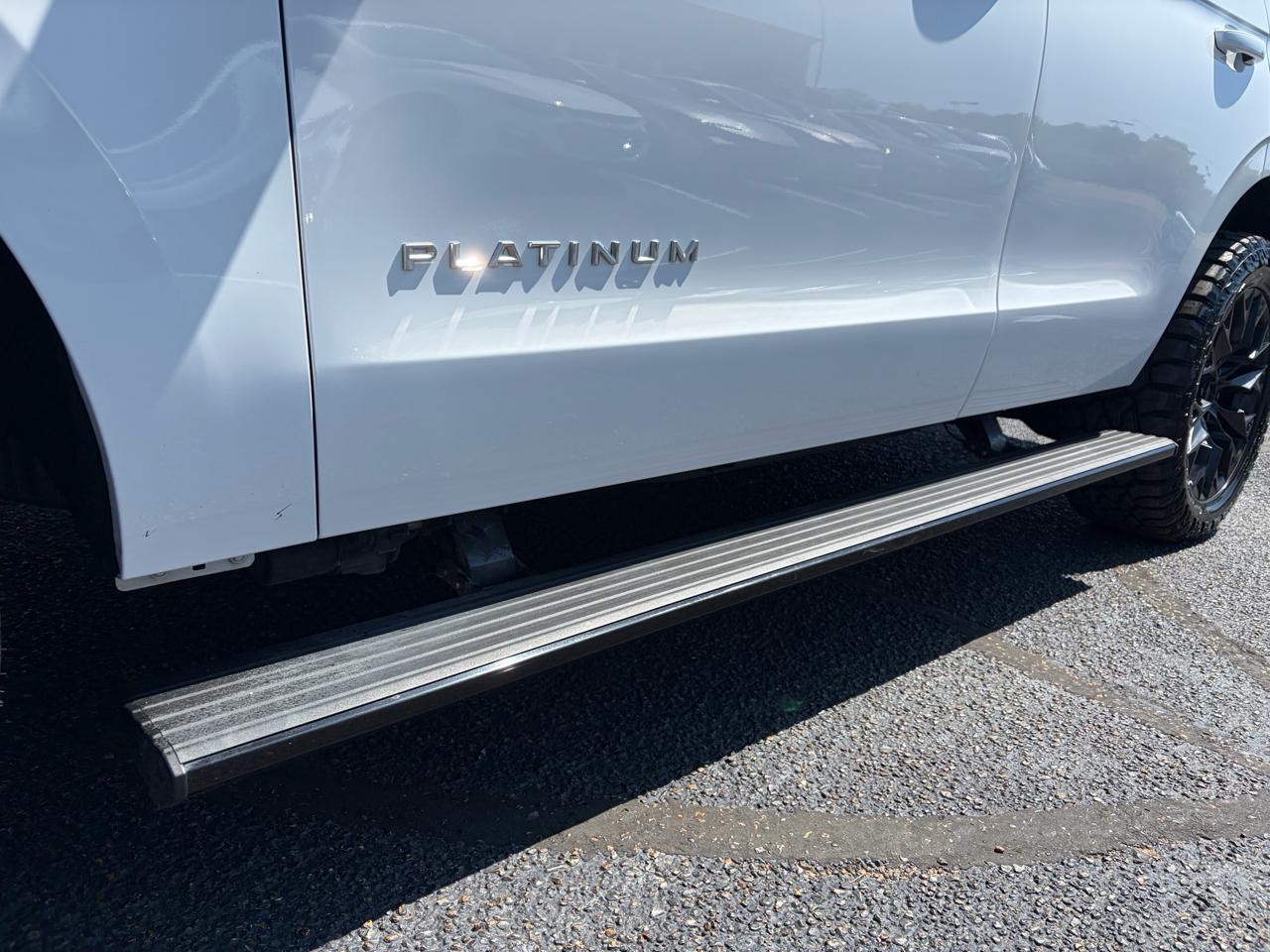 Ford Expedition Platinum 4WD 2025