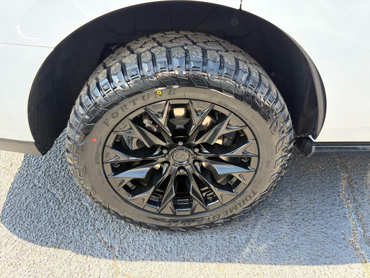 Ford Expedition Platinum 4WD 2025