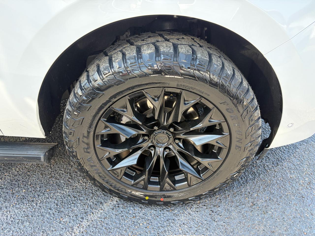 Ford Expedition Platinum 4WD 2025