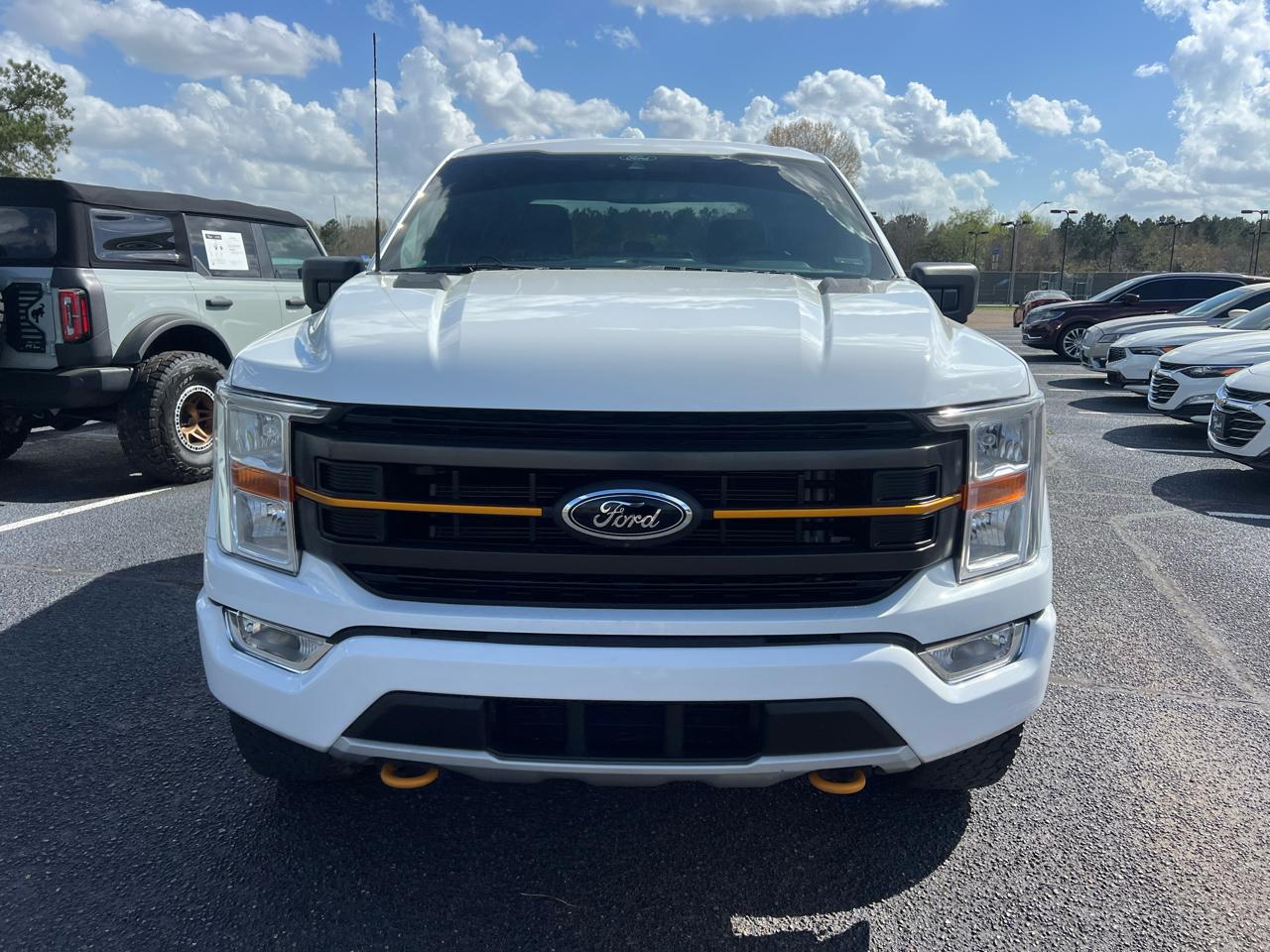 Ford F-150 4WD SuperCrew 139" Lariat 2022