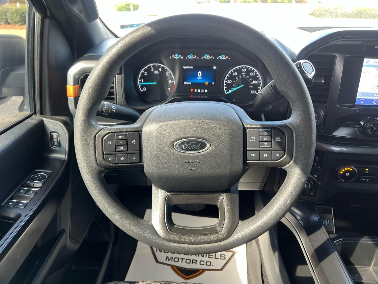 Ford F-150 4WD SuperCrew 139" Lariat 2022