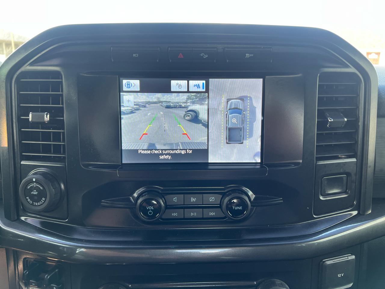 Ford F-150 4WD SuperCrew 139" Lariat 2022