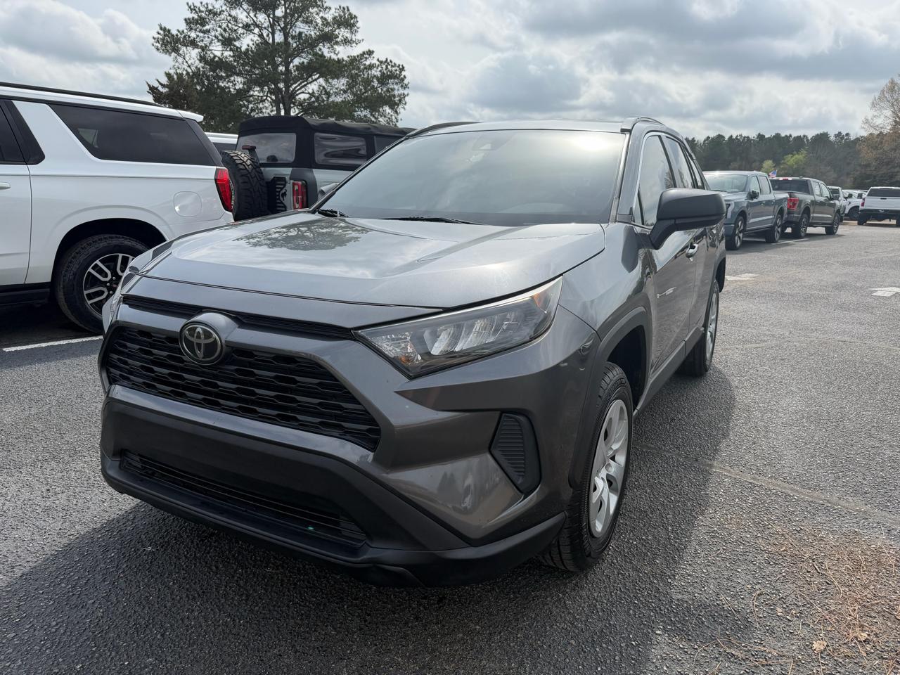 Toyota RAV4 LE 2019