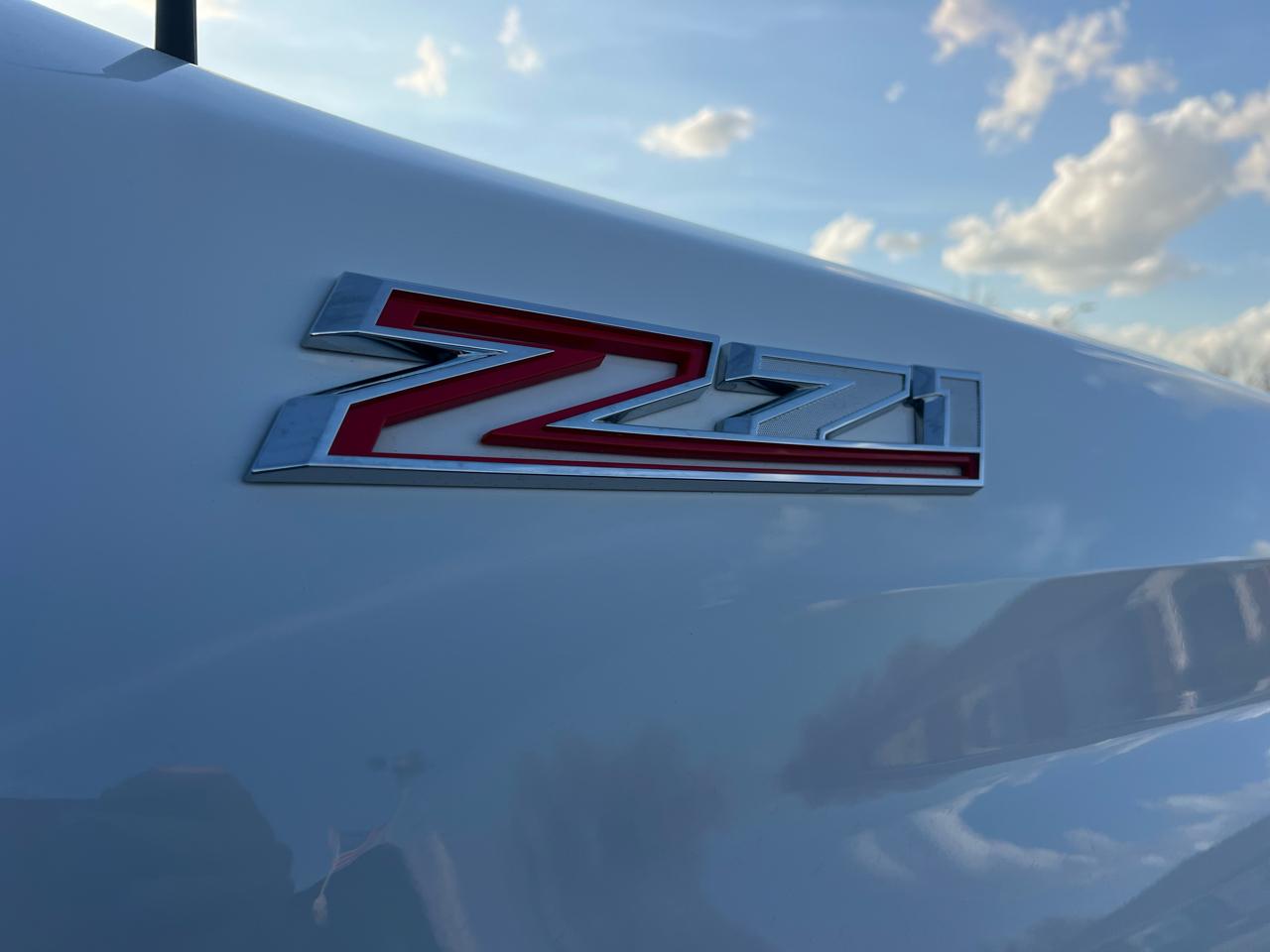 Chevrolet Silverado 2500HD Custom Crew Cab Long Box 4WD 2025