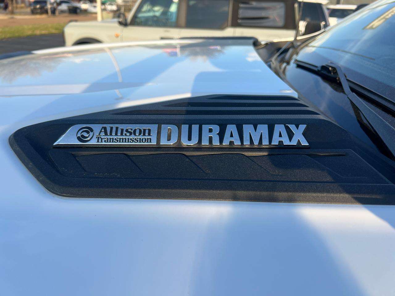 Chevrolet Silverado 2500HD Custom Crew Cab Long Box 4WD 2025