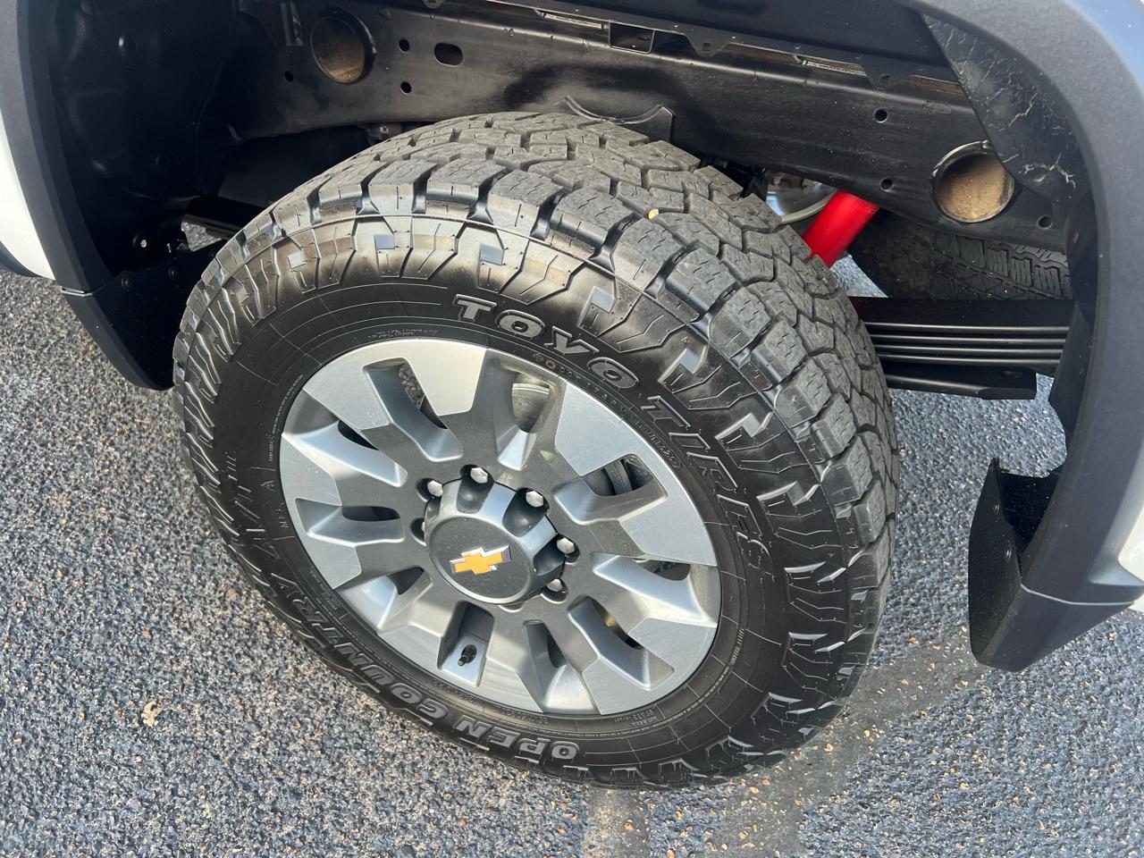 Chevrolet Silverado 2500HD Custom Crew Cab Long Box 4WD 2025