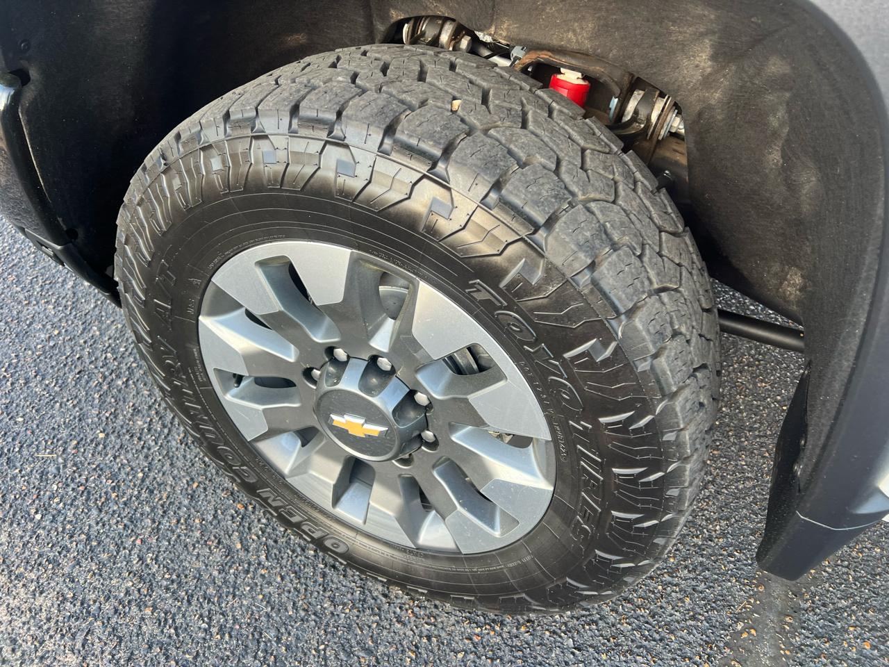 Chevrolet Silverado 2500HD Custom Crew Cab Long Box 4WD 2025