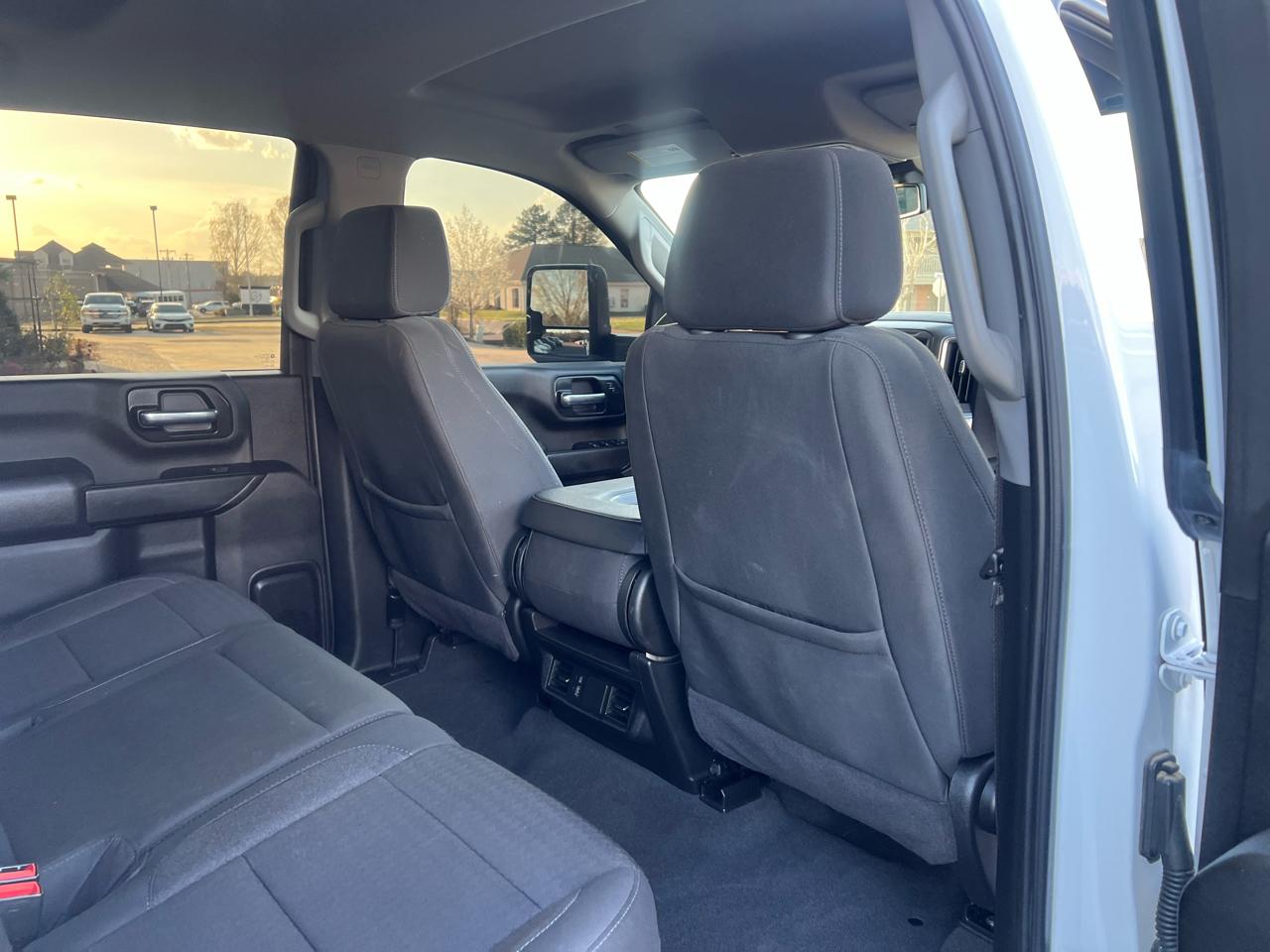 Chevrolet Silverado 2500HD Custom Crew Cab Long Box 4WD 2025