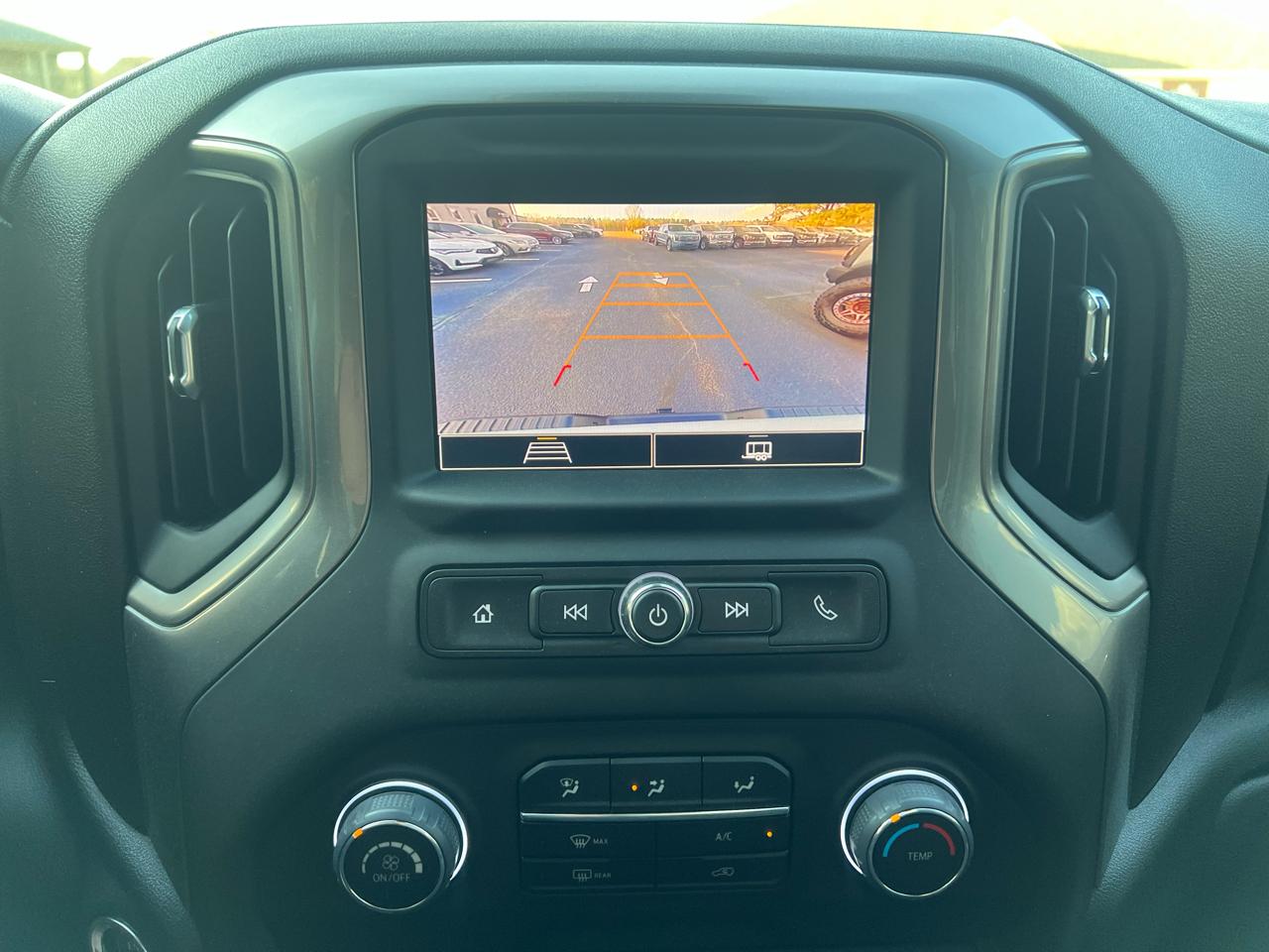 Chevrolet Silverado 2500HD Custom Crew Cab Long Box 4WD 2025