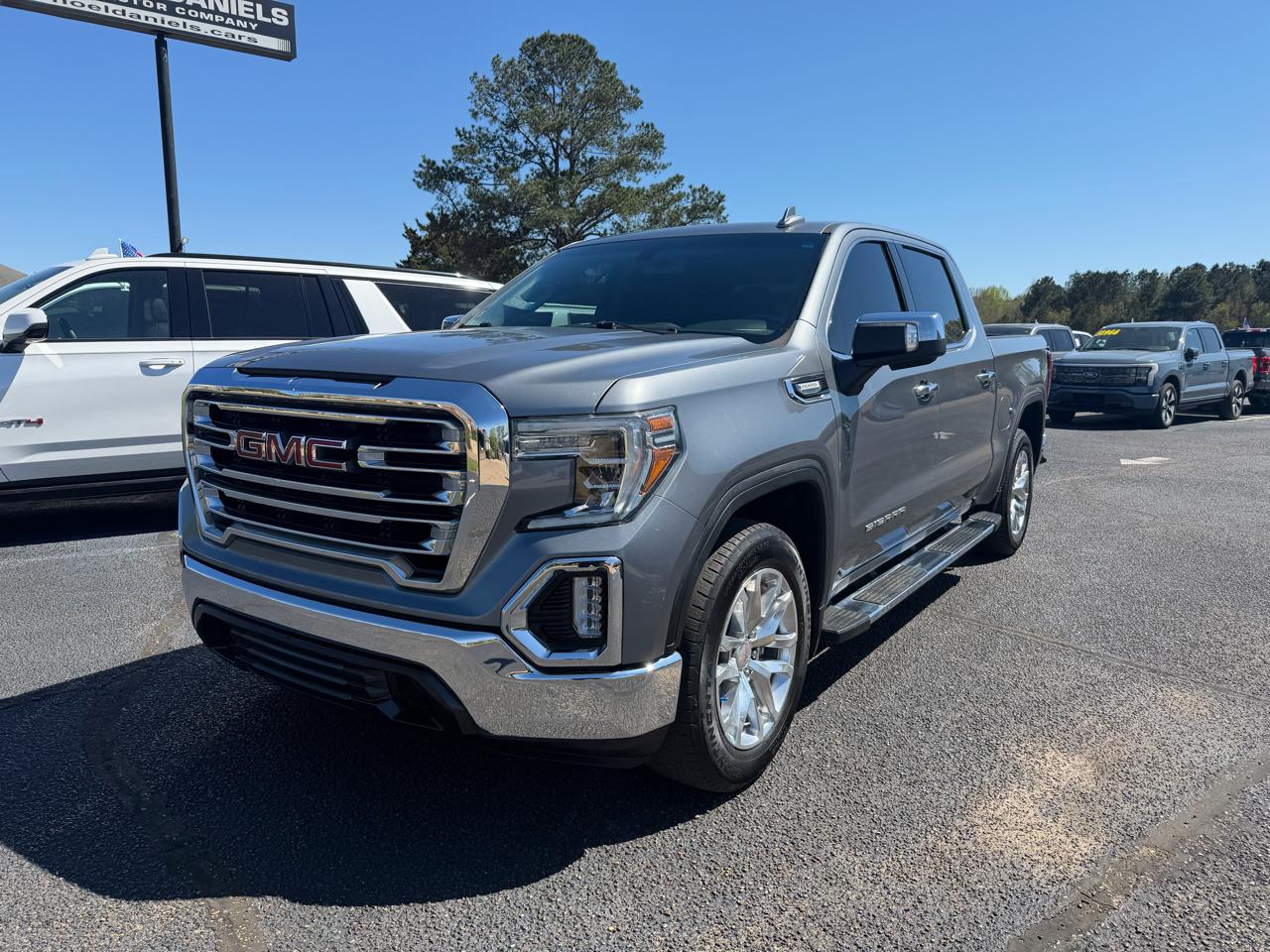 GMC Sierra 1500 SLT Crew Cab Long Box 2WD 2019