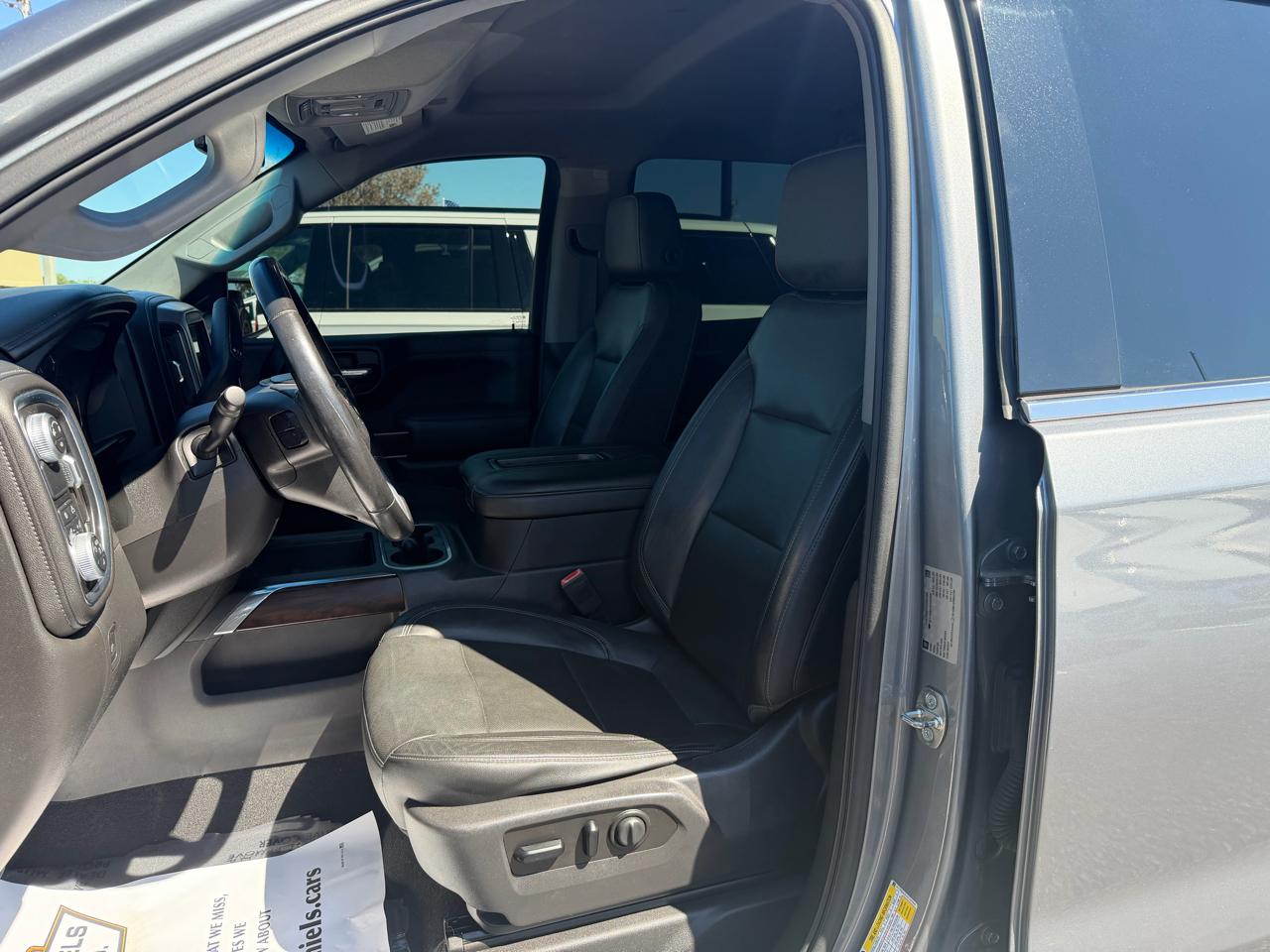 GMC Sierra 1500 SLT Crew Cab Long Box 2WD 2019