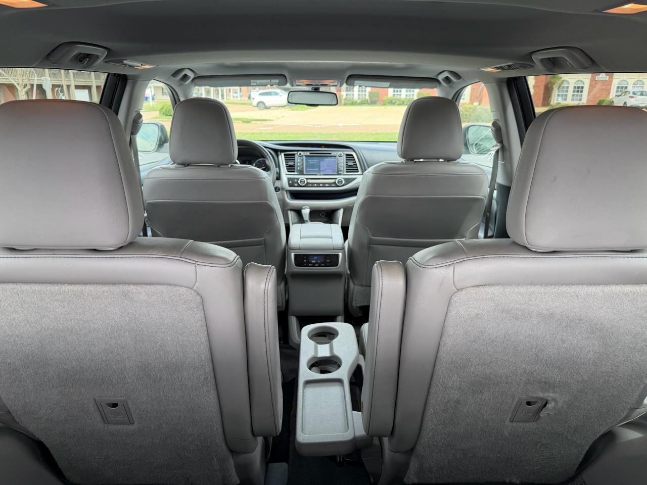 Toyota Highlander XLE FWD V6 2015