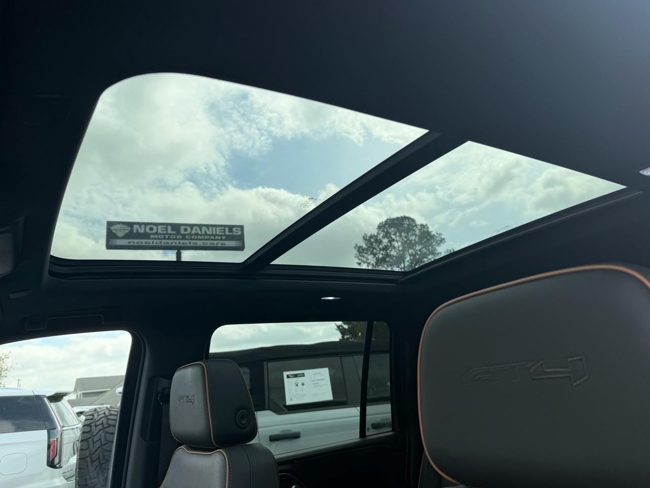 GMC Yukon XL AT4 2023