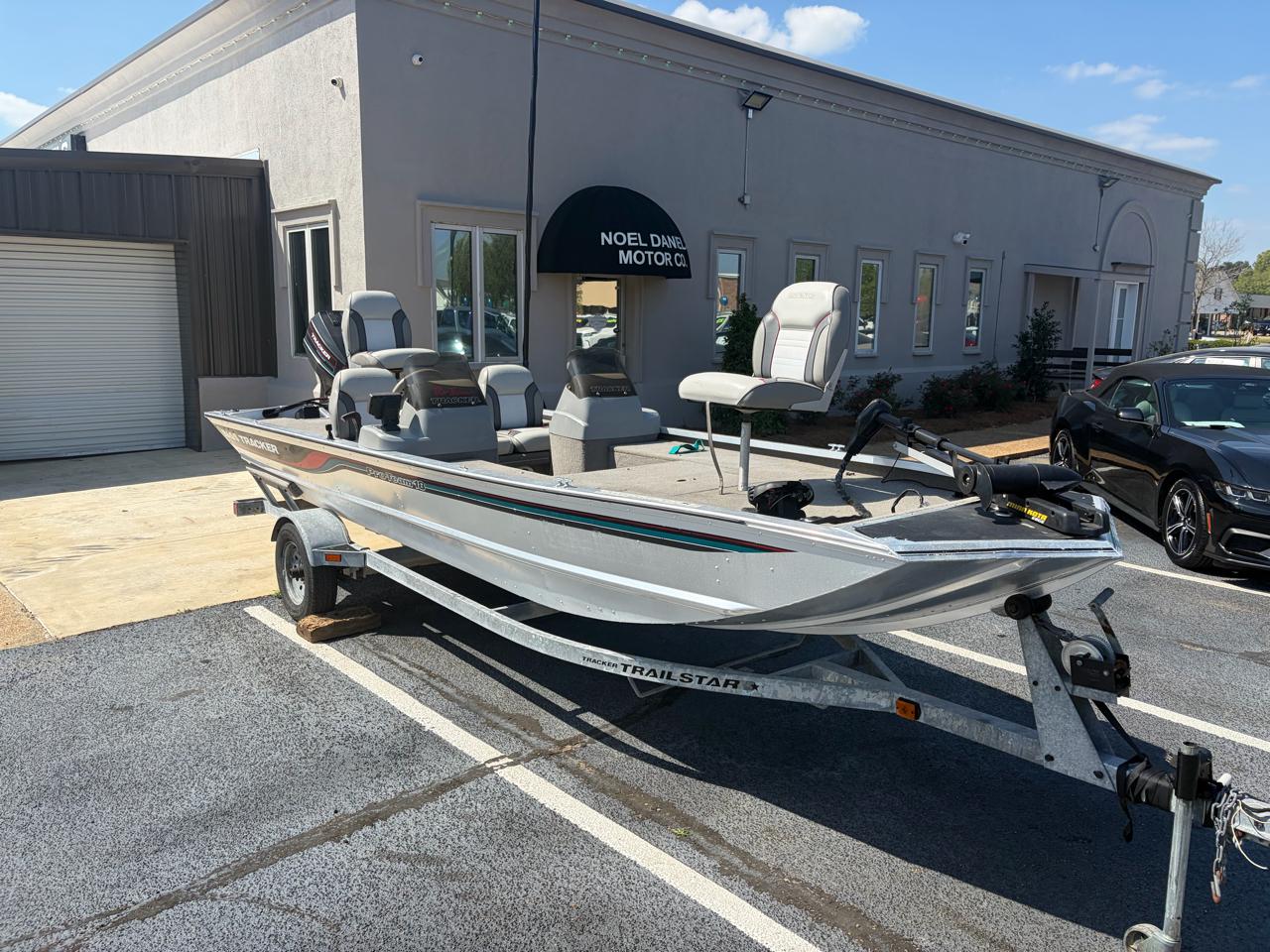 Tracker Bass Pro Team 185  1996