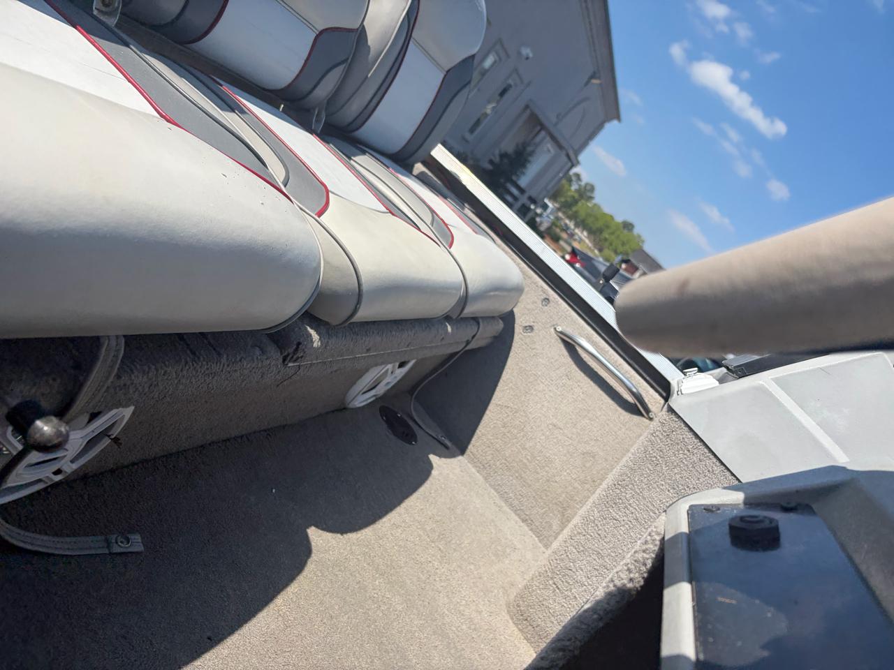 Tracker Bass Pro Team 185  1996