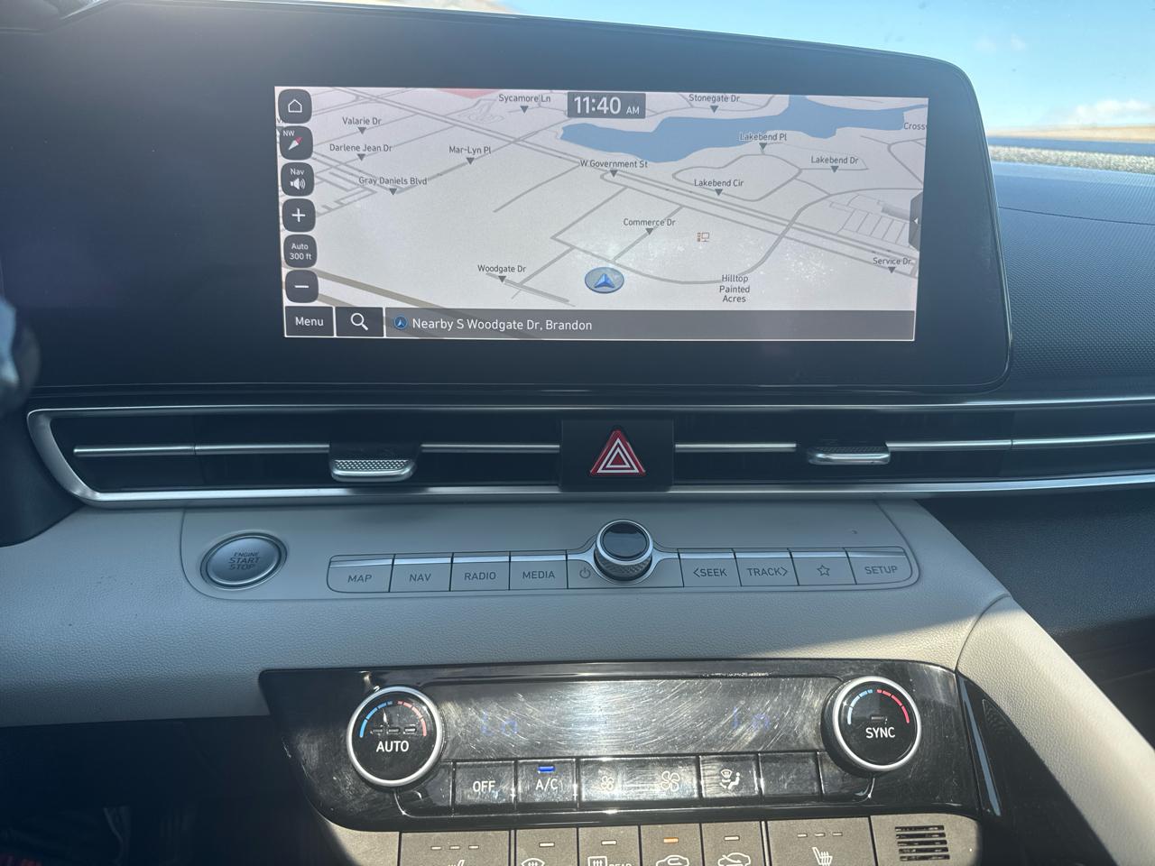 Hyundai Elantra Limited 2023