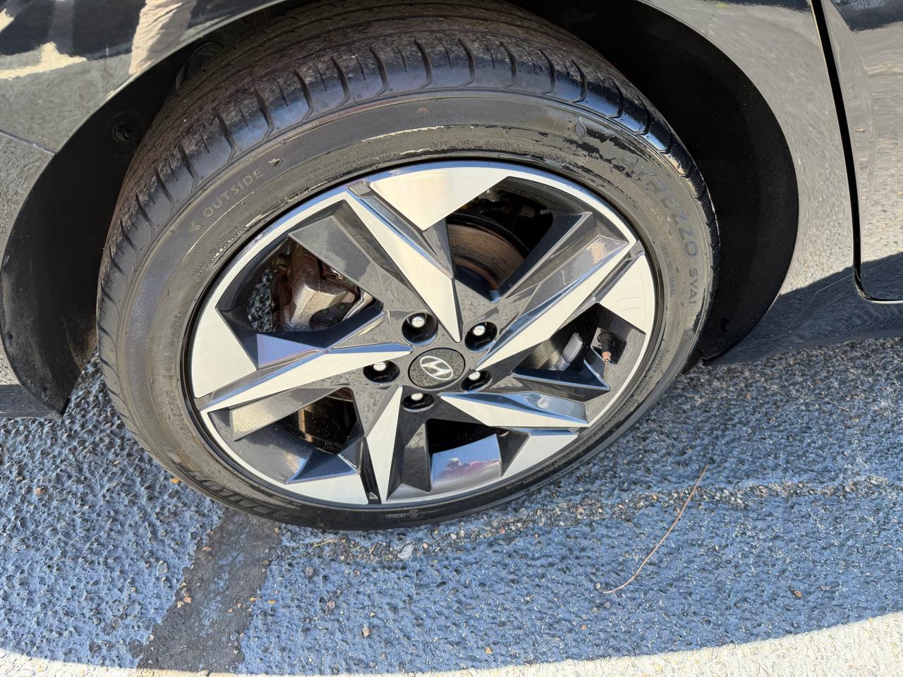 Hyundai Elantra Limited 2023