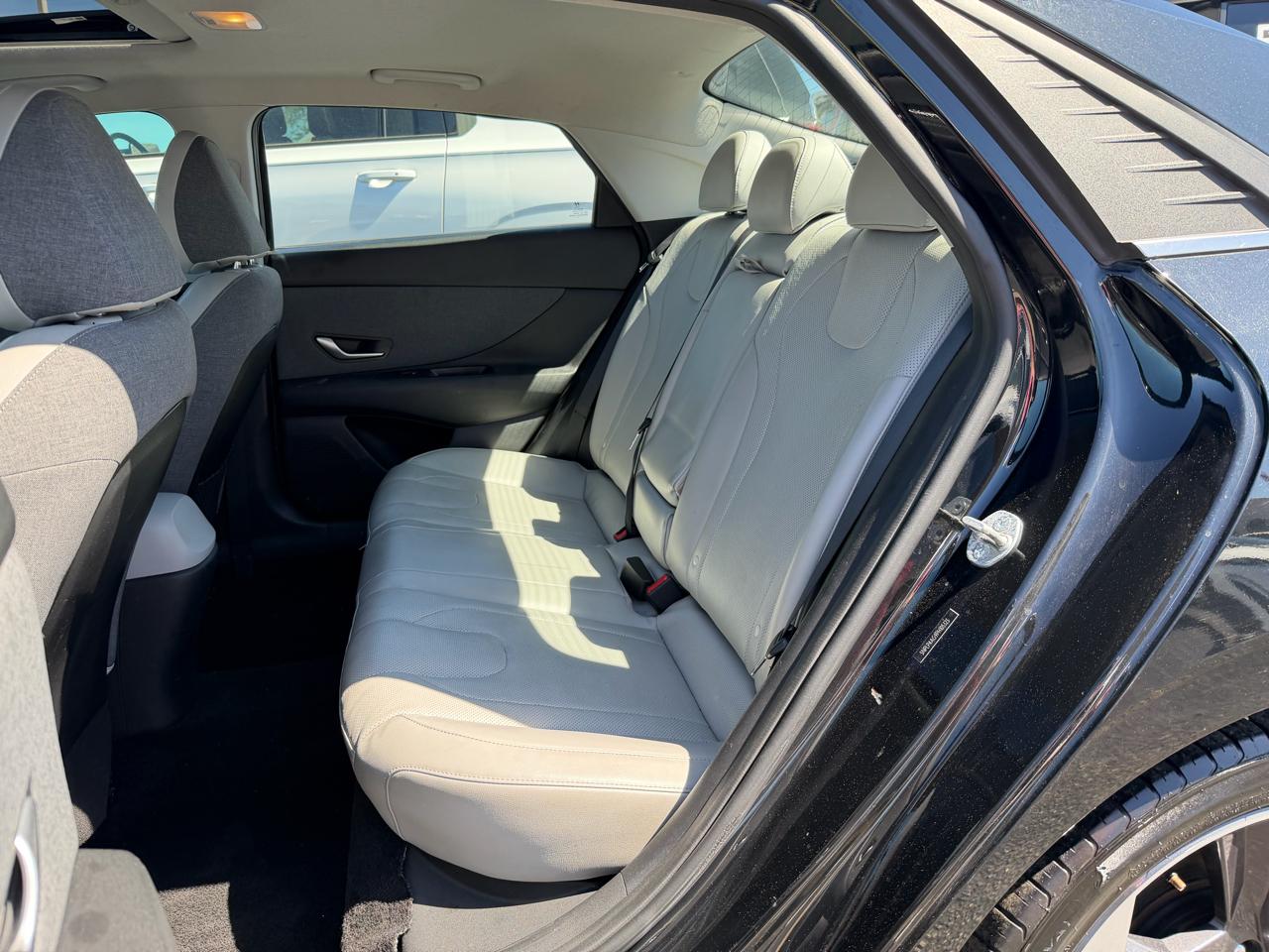 Hyundai Elantra Limited 2023