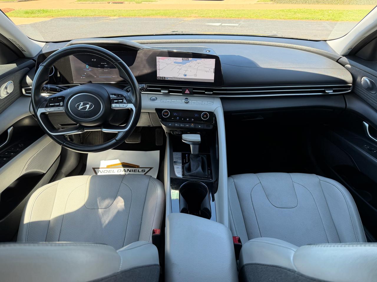 Hyundai Elantra Limited 2023