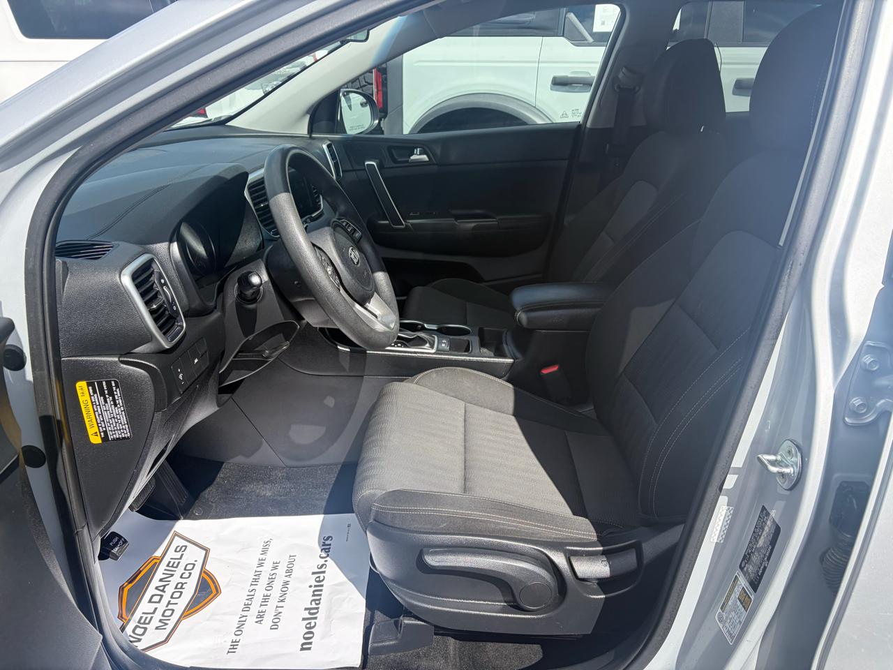 Kia Sportage LX FWD 2021