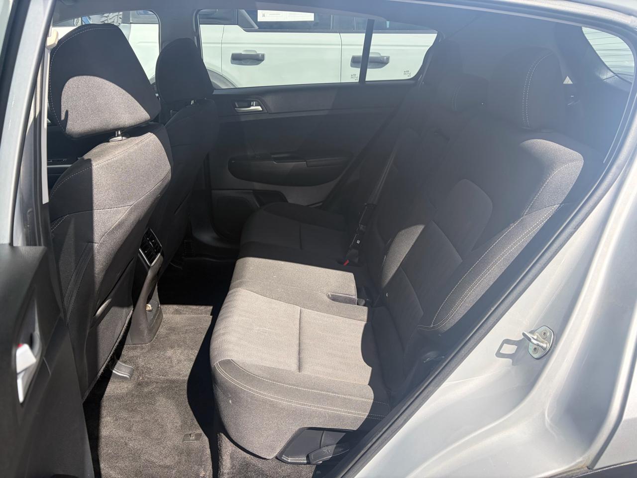 Kia Sportage LX FWD 2021