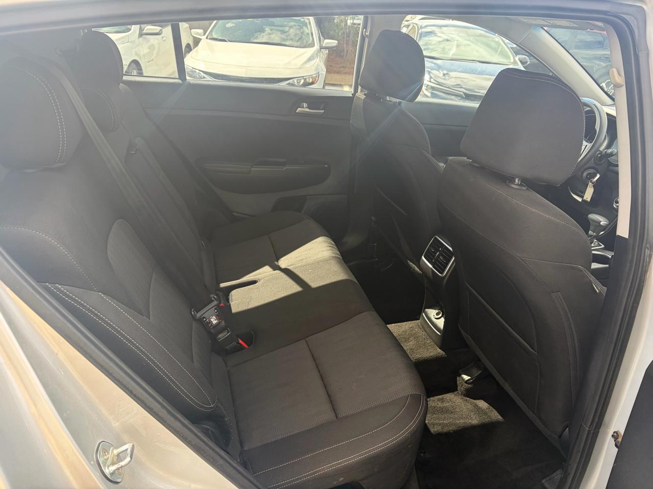 Kia Sportage LX FWD 2021